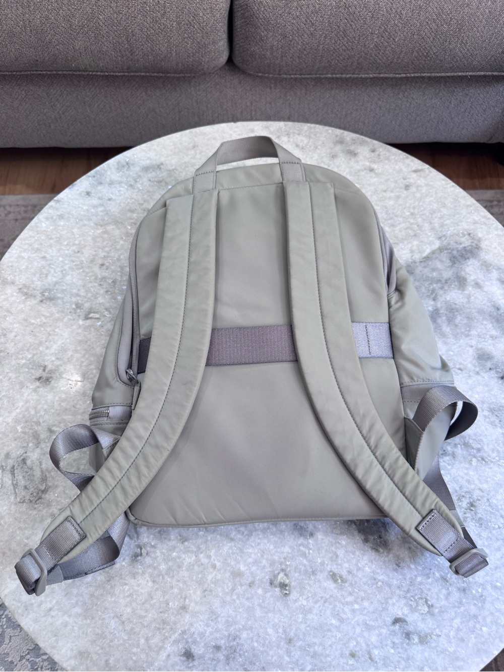 lululemon athletica Gray city Adventurer Backpack - Picture 2 of 5